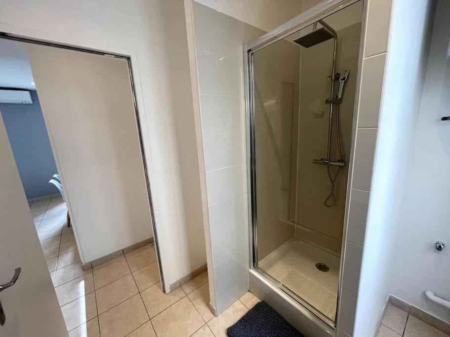 Appartement T2 Pour 3 Personnes Марсилия Екстериор снимка