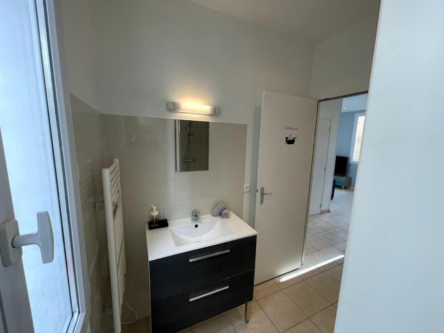 Appartement T2 Pour 3 Personnes Марсилия Екстериор снимка