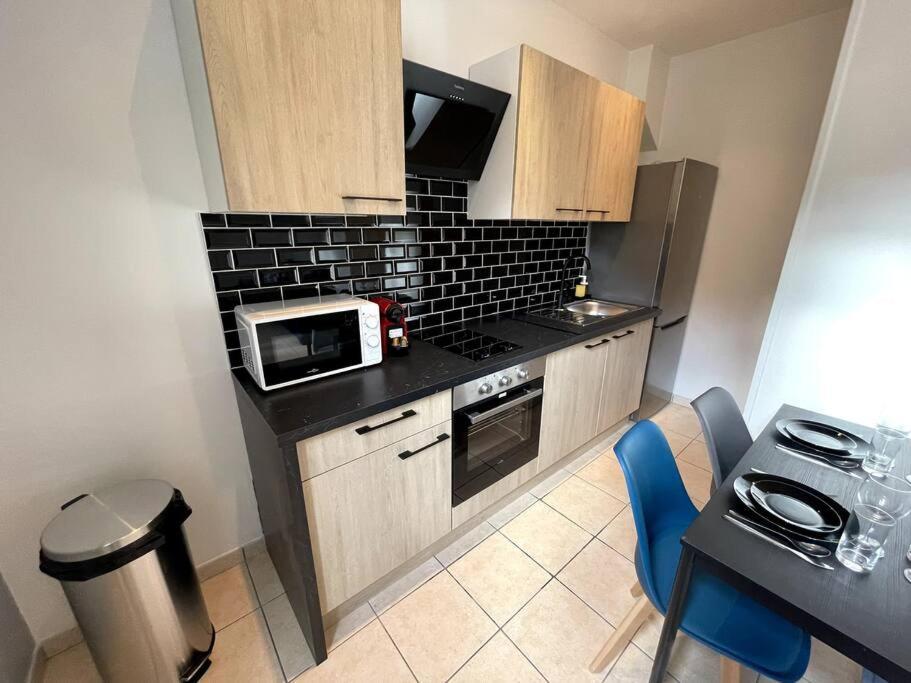 Appartement T2 Pour 3 Personnes Марсилия Екстериор снимка